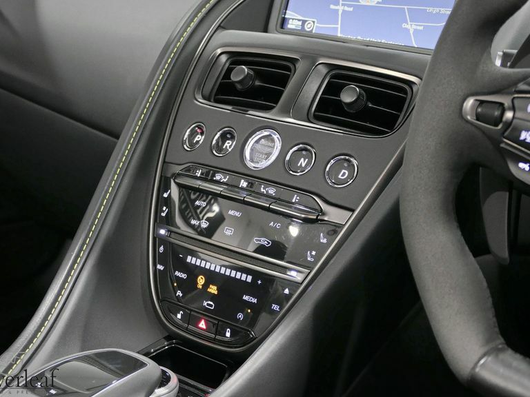 Aston Martin DB11 V8 Euro 6 Black #14
