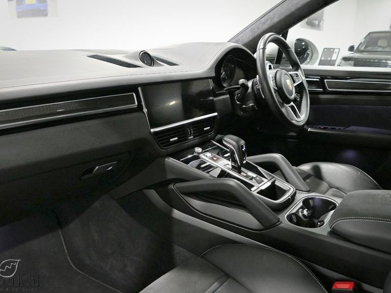 Porsche Cayenne 2023 23 Porsche Cayenne Gts Tiptronic S #6