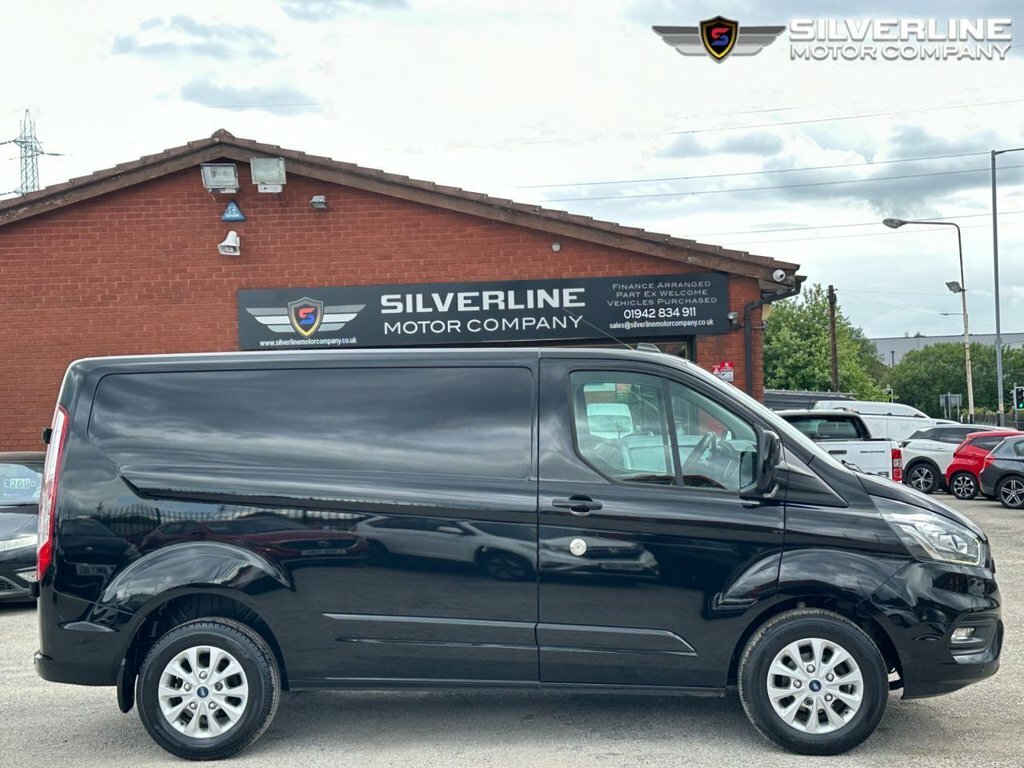 Ford Transit Custom 2L Limited HT21JBO Black #3