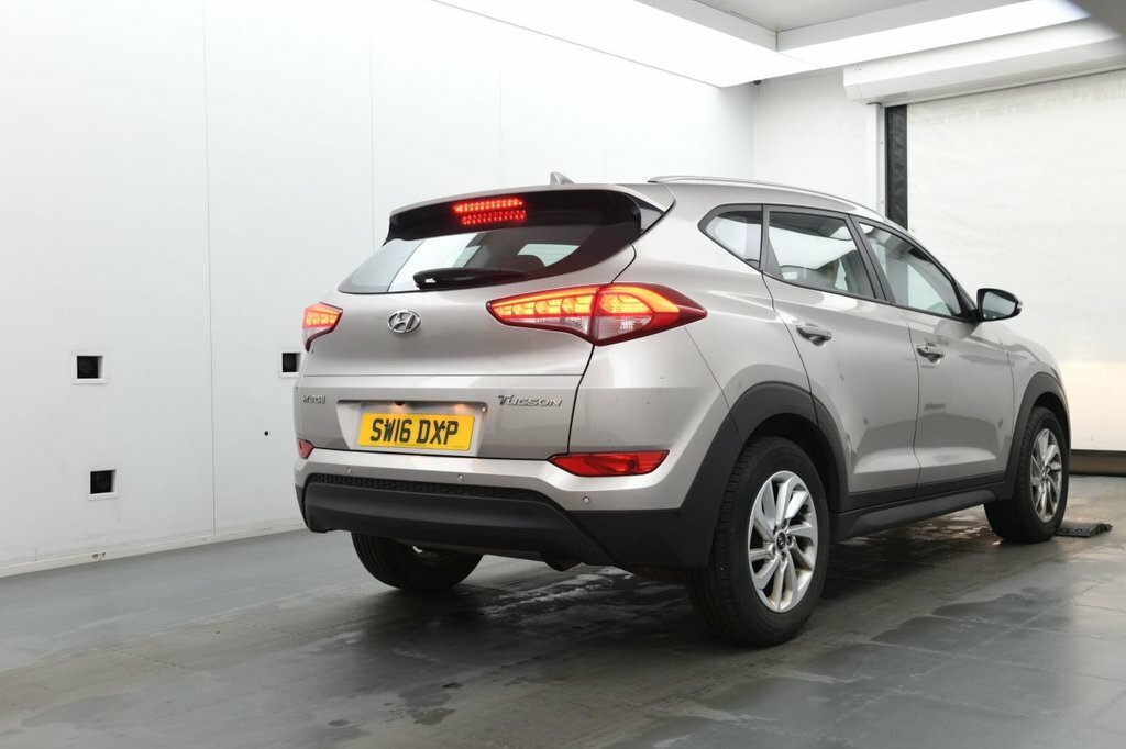 Hyundai Tucson 1.7L Se Nav SW16DXP Grey #3