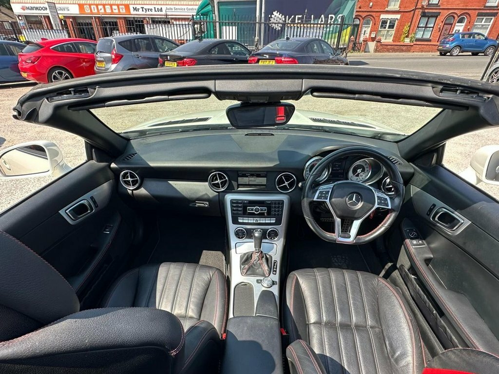 Mercedes-Benz SLK 2L Amg Sport White #3
