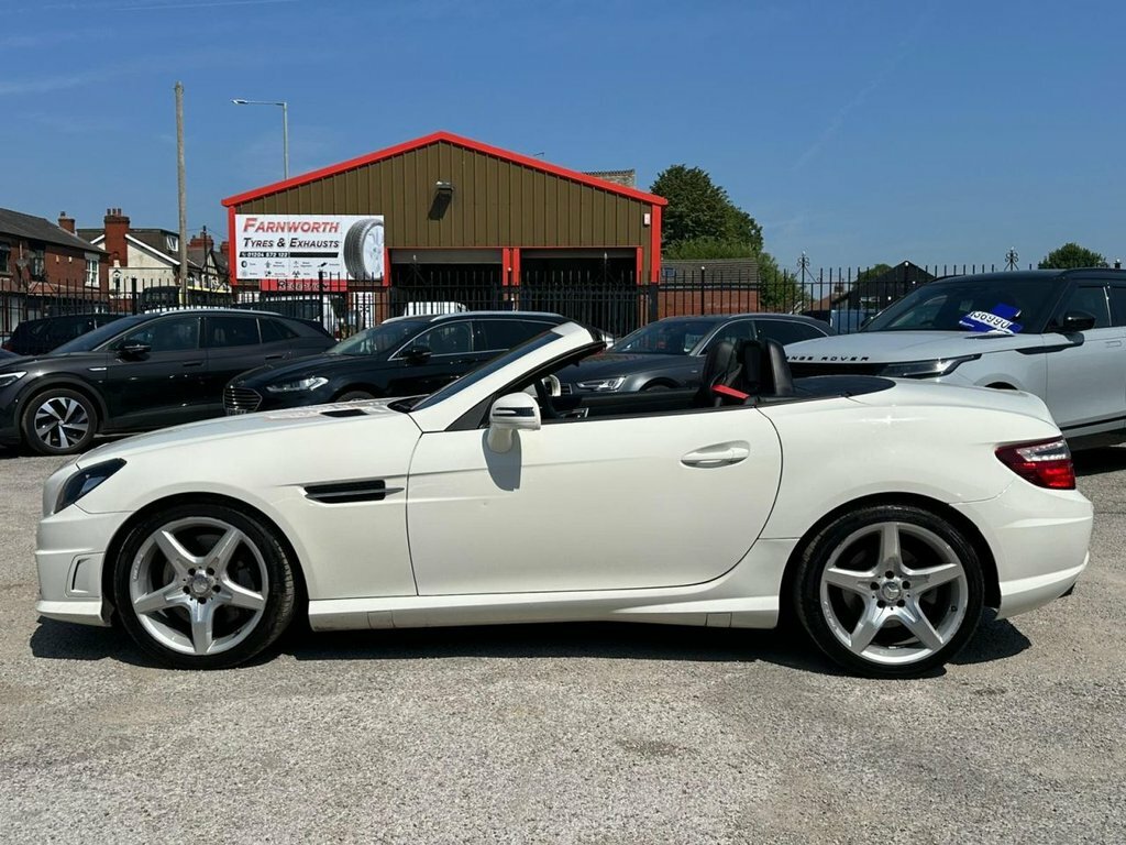 Mercedes-Benz SLK 2L Amg Sport White #2