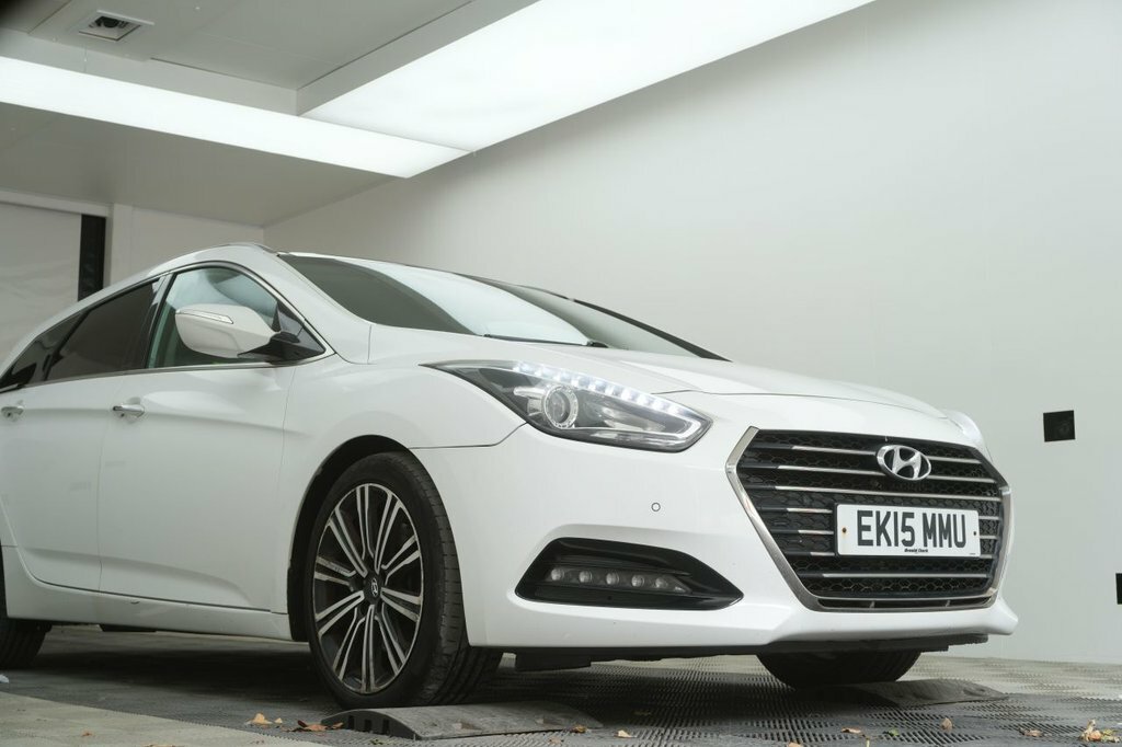 Hyundai I40 Hyundai I40 1.7 Crdi Blue Drive Se Nav Bus Dct Blue #8