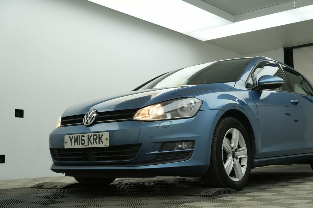 Volkswagen Golf 2L Match Edition YM16KRK Blue #4