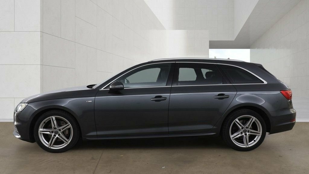 Audi A4 Avant 2L S Line Grey #2