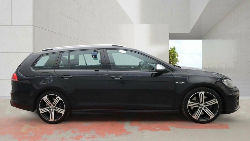 Volkswagen Golf 2L R Black #3
