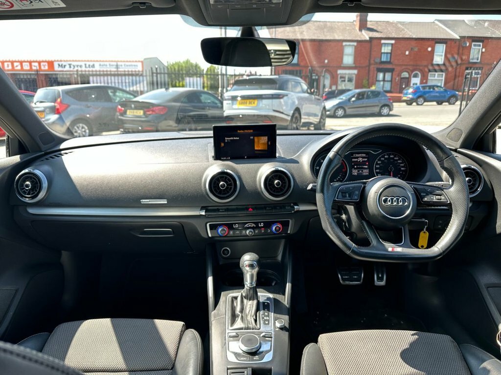 Audi A3 2L Black Edition Black #4