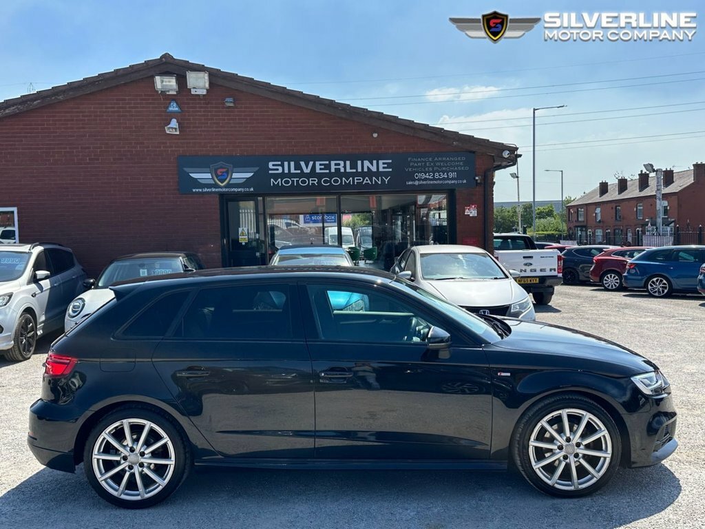 Audi A3 2L Black Edition Black #2