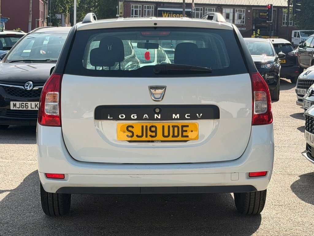 Dacia Logan 0.9L Essential White #4