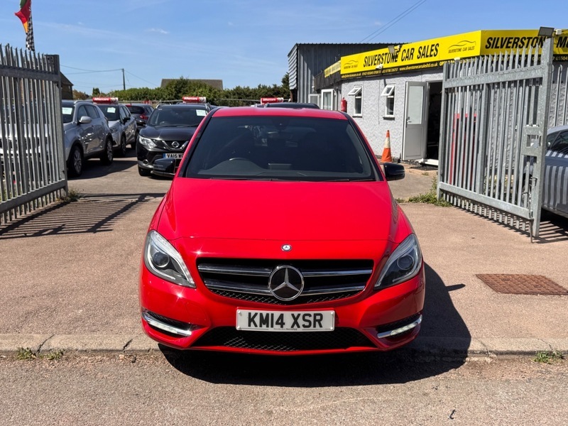 Mercedes-Benz B Class B180 Cdi Blueefficiency Sport Red #2