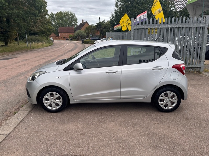Hyundai I10 1.2 Se Hatchback Euro 5 87 Ps Grey #15