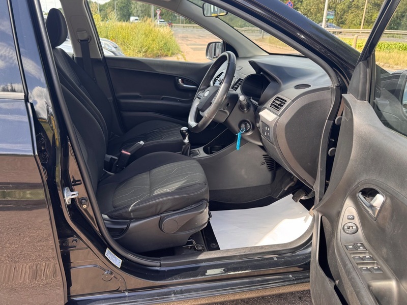 Kia Picanto Kia Picanto 1.25 Equinox #17