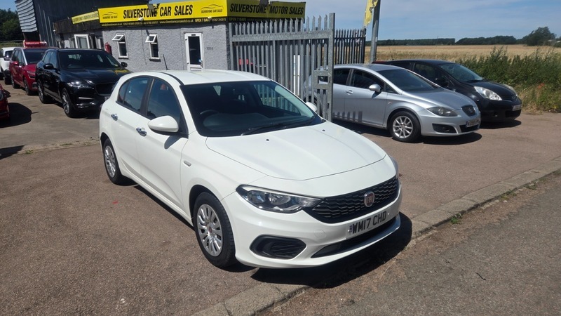Fiat Tipo Easy White #4