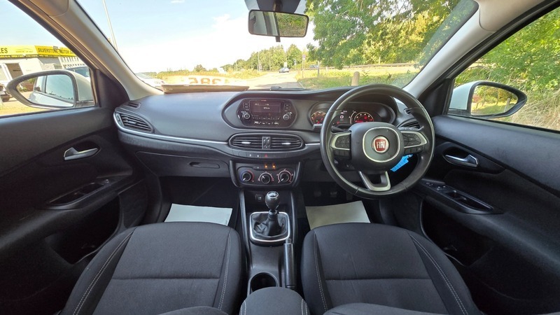 Fiat Tipo 1.4 Mpi Easy Plus Estate Euro 6 Grey #25