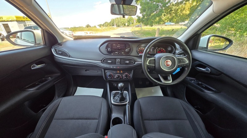Fiat Tipo 1.4 Mpi Easy Plus Estate Euro 6 Grey #36