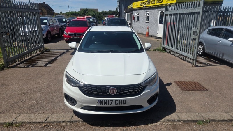 Fiat Tipo Easy White #5
