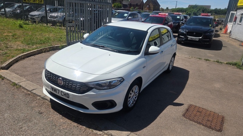 Fiat Tipo Easy White #6