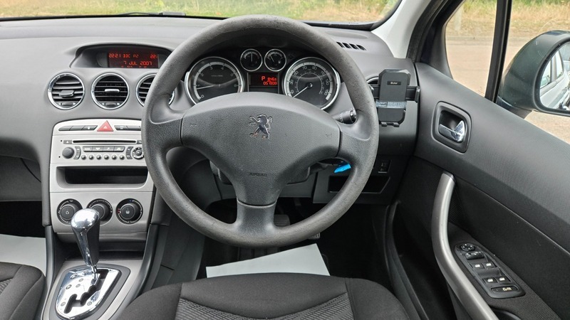 Peugeot 308 Hatchback Silver #24