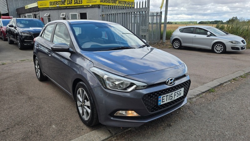 Hyundai I20 Mpi Se White #46