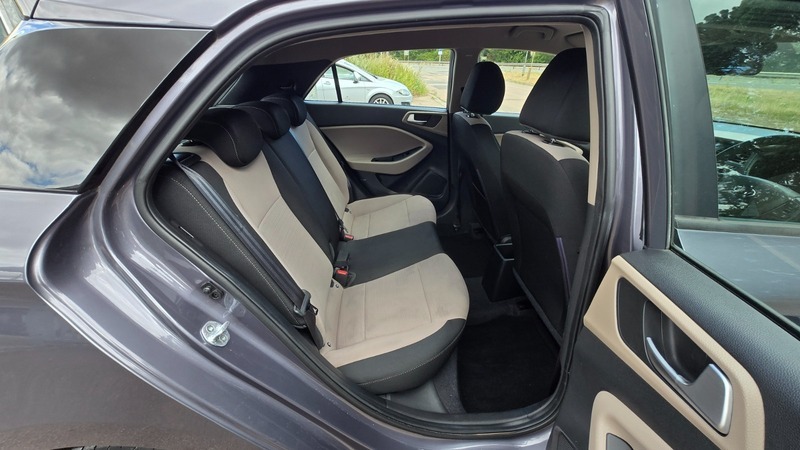 Hyundai I20 Mpi Se White #19