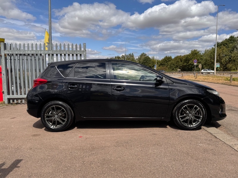 Toyota Auris Vvt-i Excel Hybrid Blue #14
