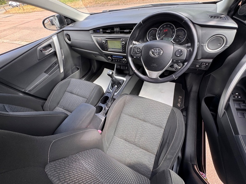 Toyota Auris Vvt-i Excel Hybrid Blue #18