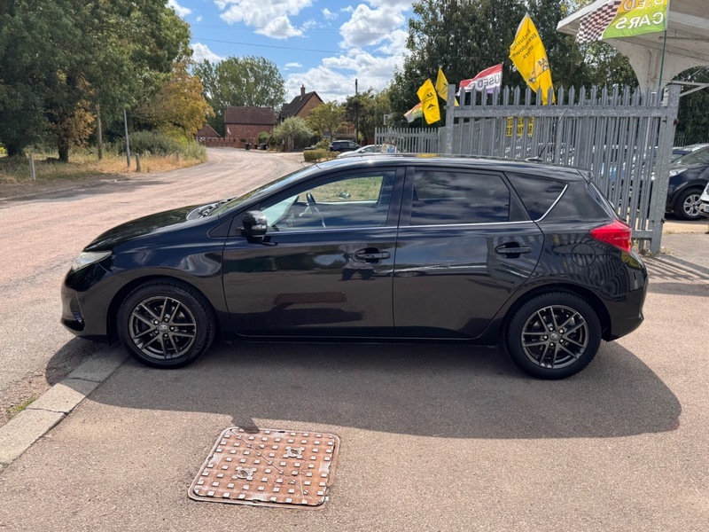 Toyota Auris Vvt-i Excel Hybrid Blue #15