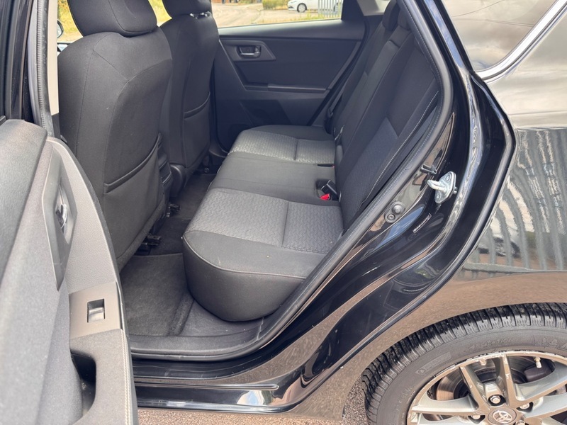 Toyota Auris Vvt-i Excel Hybrid Blue #24