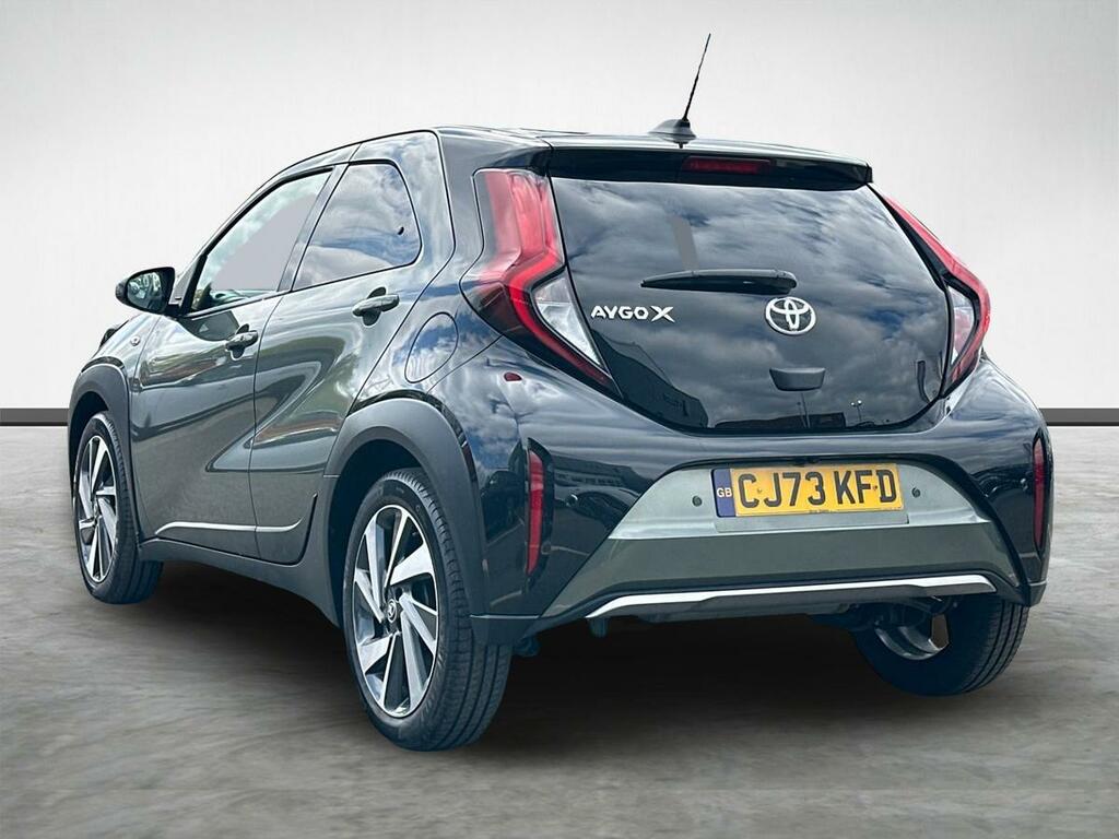 Toyota Aygo X 1.0 Vvt-i Exclusive Hatchback Eu CJ73KFD Green #5