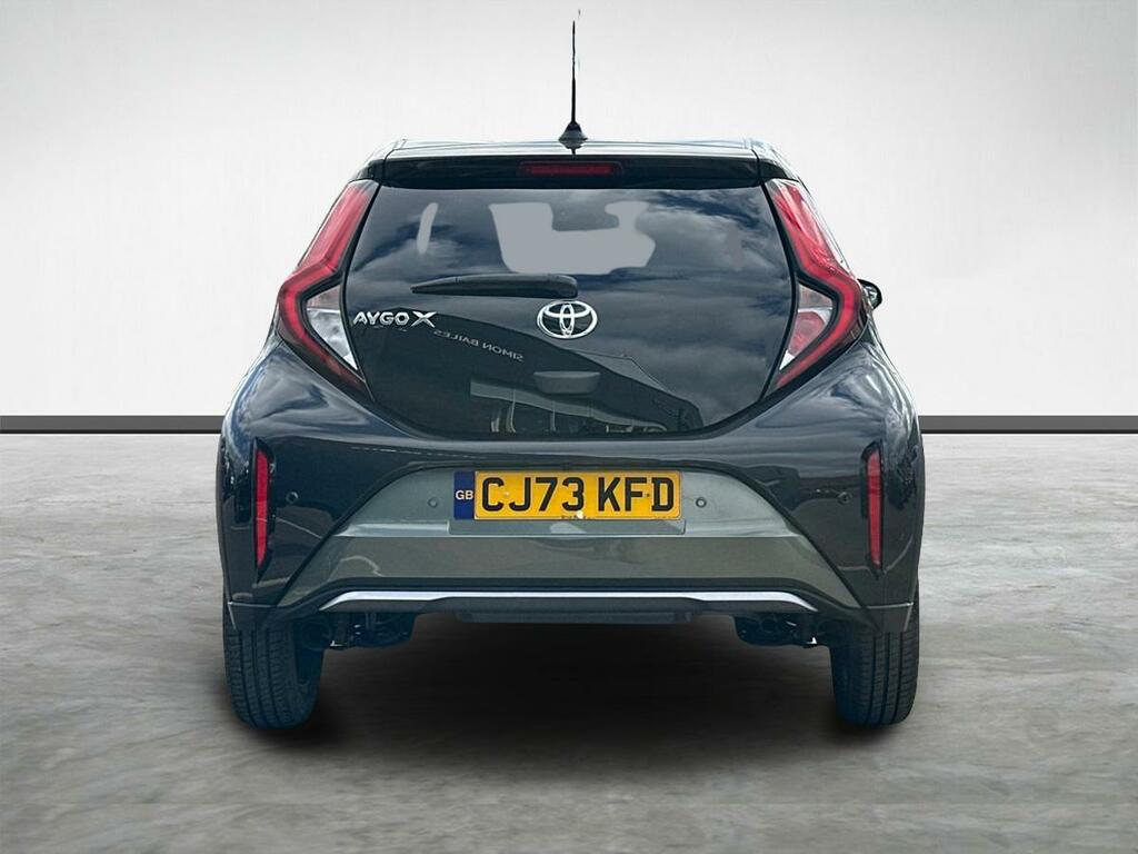 Toyota Aygo X 1.0 Vvt-i Exclusive Hatchback Eu CJ73KFD Green #4