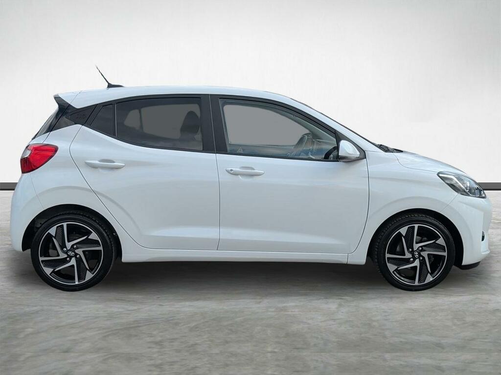 Hyundai I10 1.0 Premium Euro 6 S S NX21YVP White #2