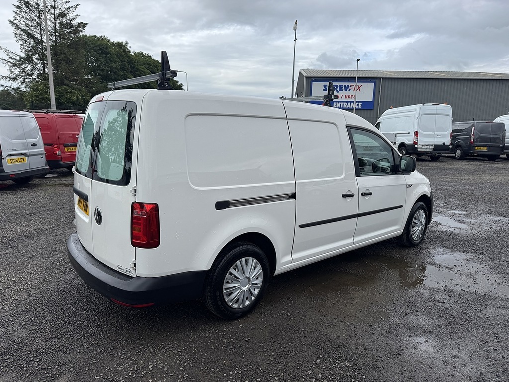 Volkswagen Caddy Maxi Tdi C20 Bluemotion Tech Startline White #4
