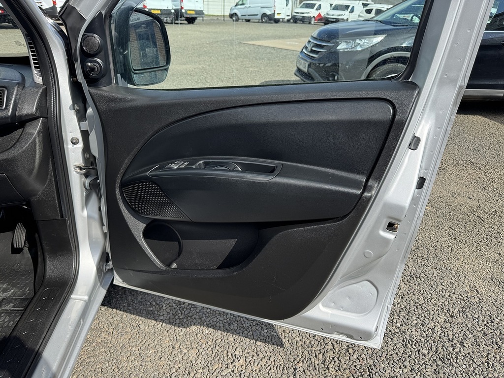 Vauxhall Combo  White #11