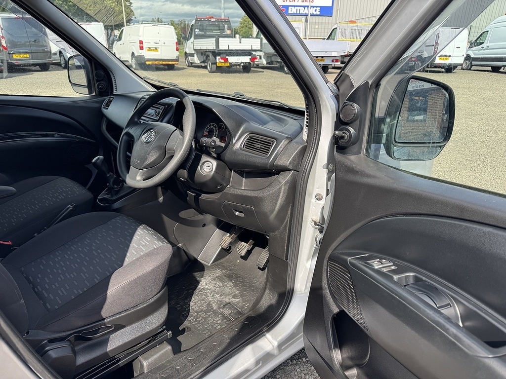 Vauxhall Combo  White #12