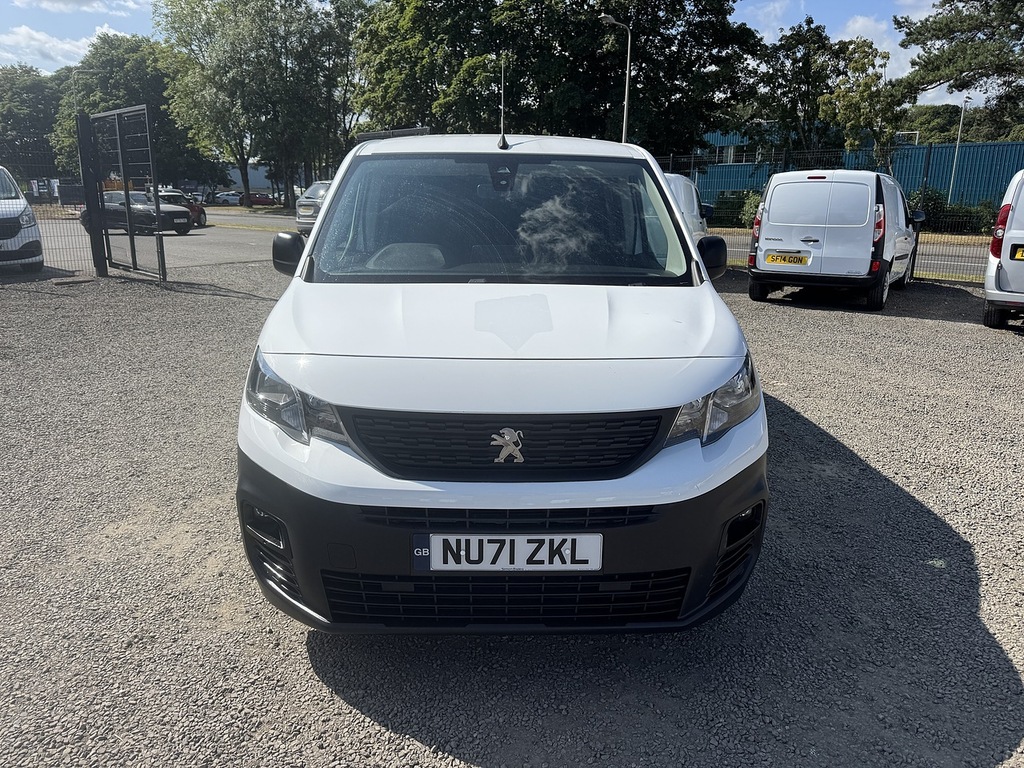 Peugeot Partner Bluehdi 850 Professional Premium White #2