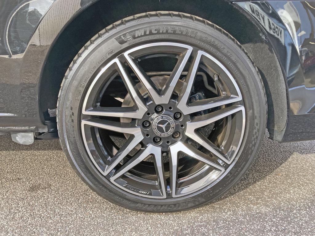 Mercedes-Benz V Class Mpv Black #15