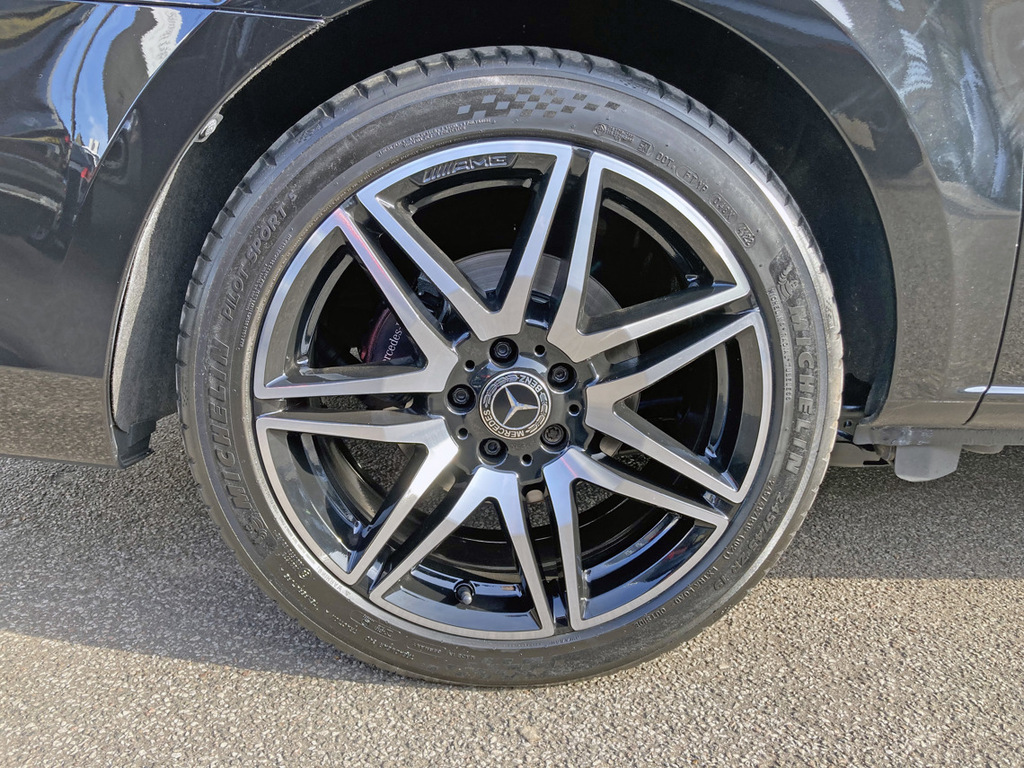 Mercedes-Benz V Class Mpv Black #14