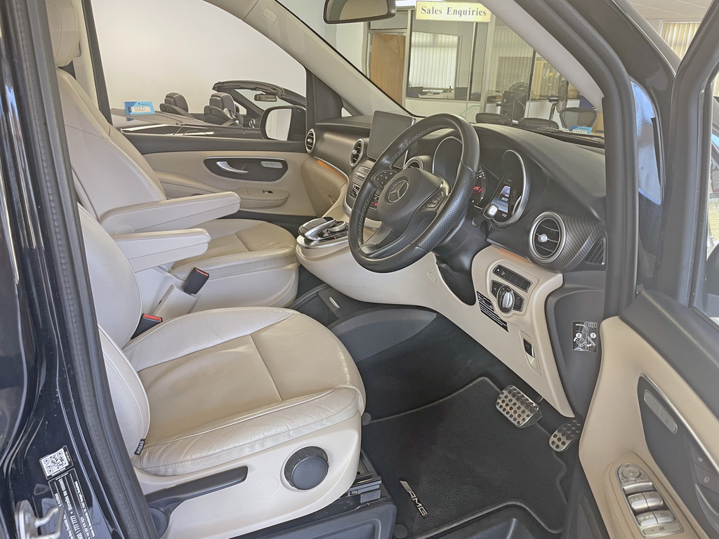 Mercedes-Benz V Class Mpv Black #54