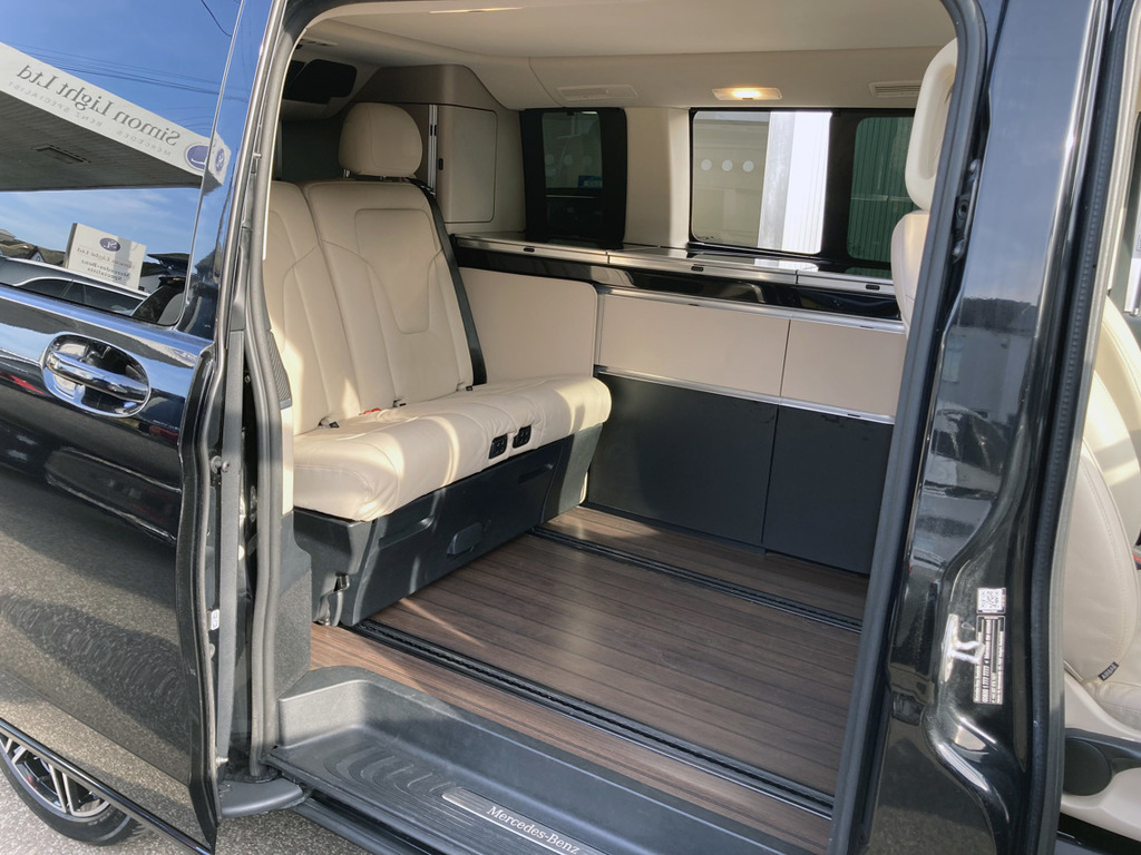 Mercedes-Benz V Class Mpv Black #7