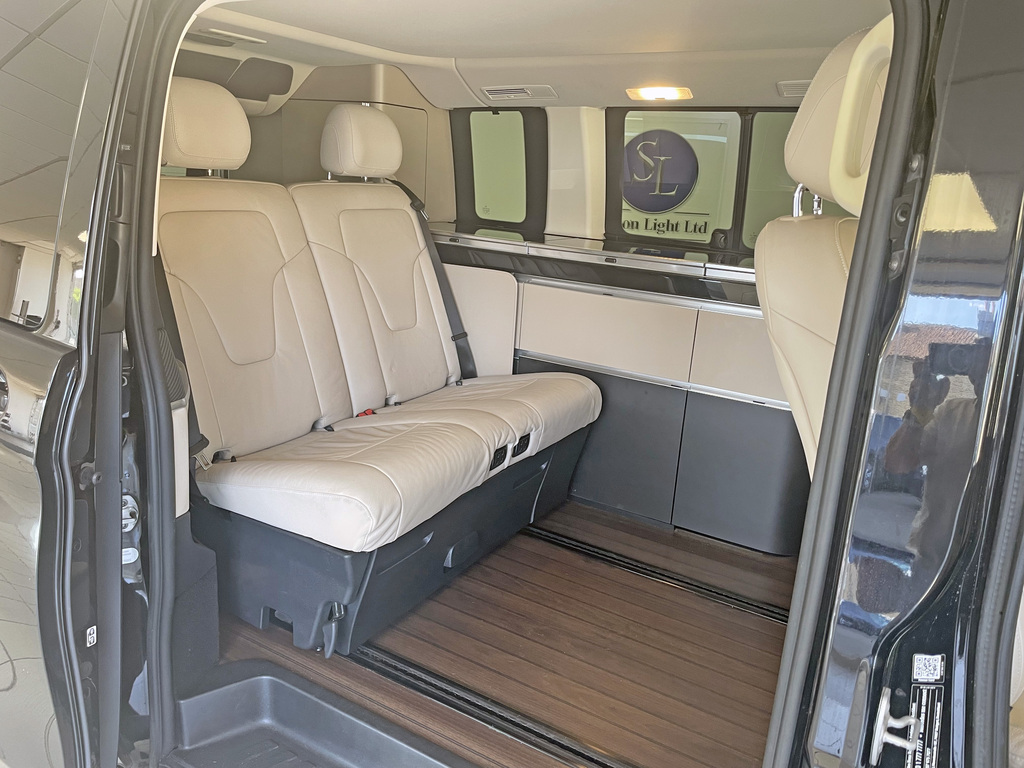 Mercedes-Benz V Class Mpv Black #55