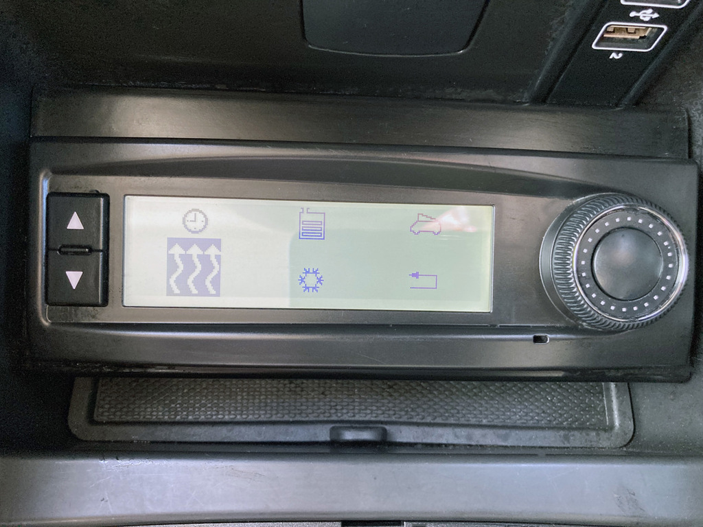 Mercedes-Benz V Class Mpv Black #26
