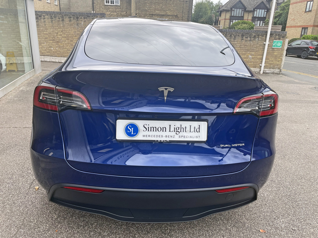 Tesla Model Y Long Range Awd #4