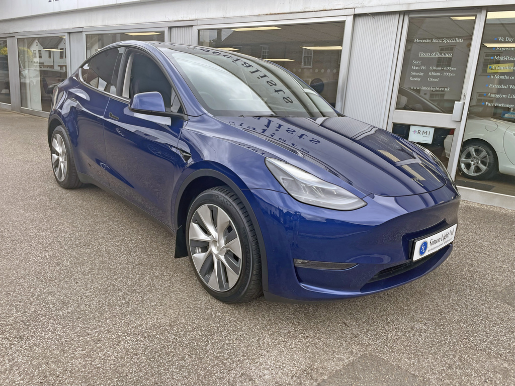 Tesla Model Y Long Range Awd