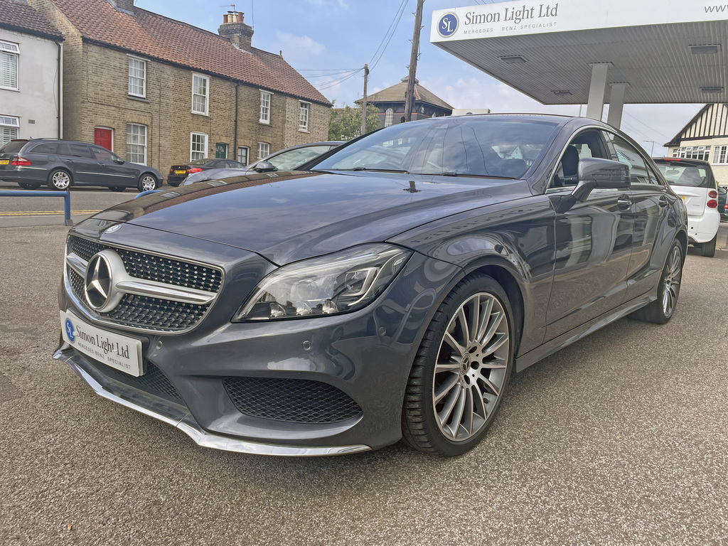 Mercedes-Benz CLS Coupe Red #23