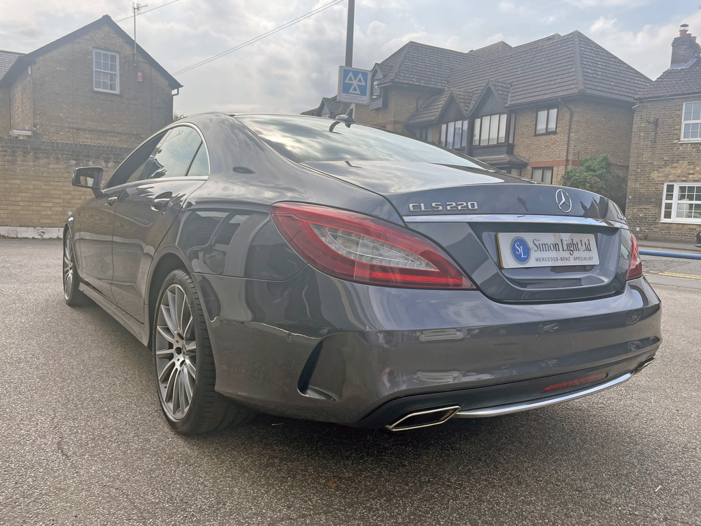 Mercedes-Benz CLS Coupe Red #25