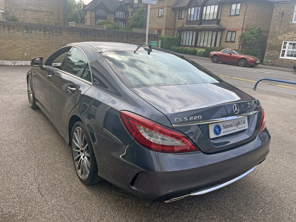 Mercedes-Benz CLS Coupe Red #24