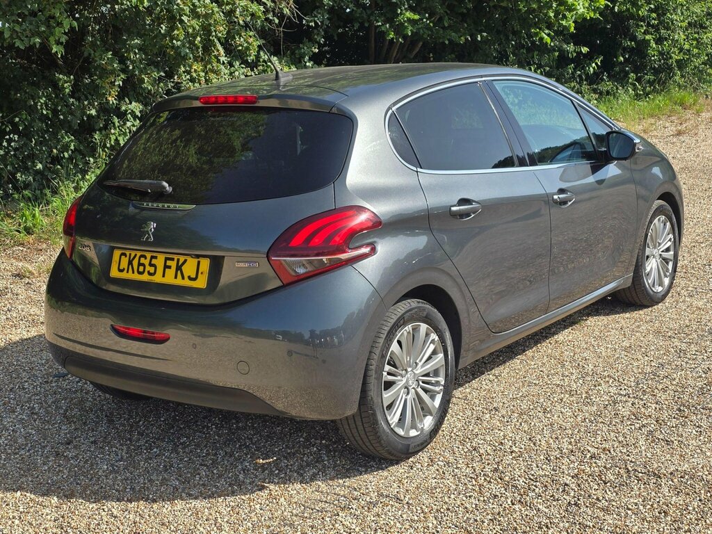 Peugeot 208 1.2 Puretech Allure Hatchback Eu Black #18