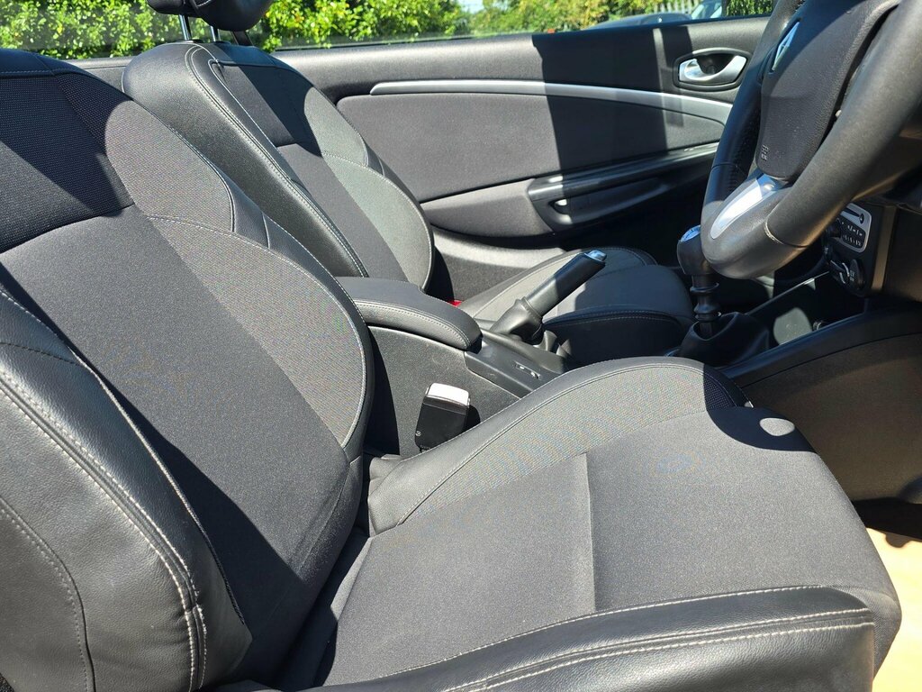 Renault Megane Coupe 2.0T 16V Renaultsport Euro 5 201111 Black #7
