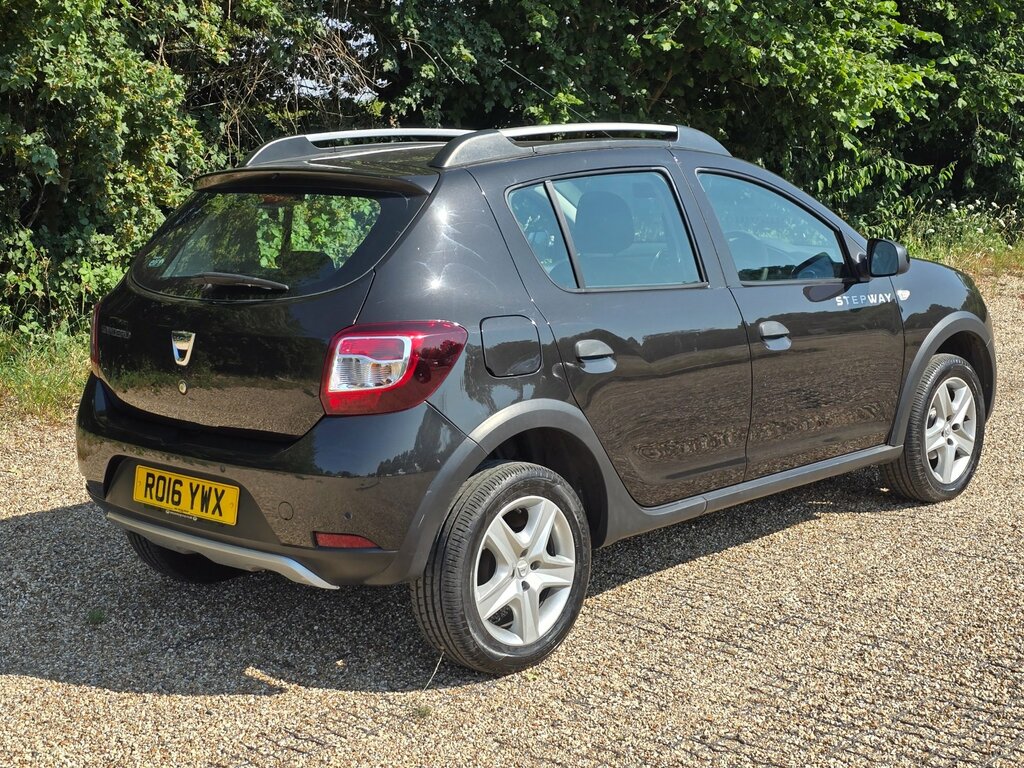 Dacia Sandero Stepway Hatchback #14
