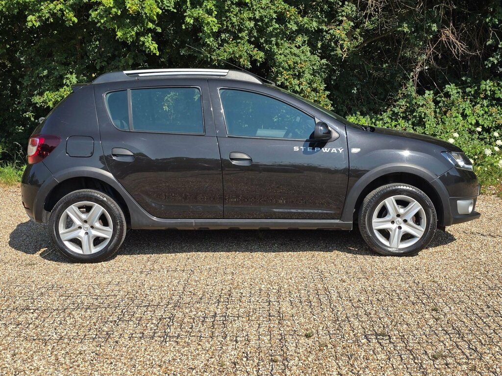 Dacia Sandero Stepway 0.9 Tce Laureate Euro 6 Ss Black #5